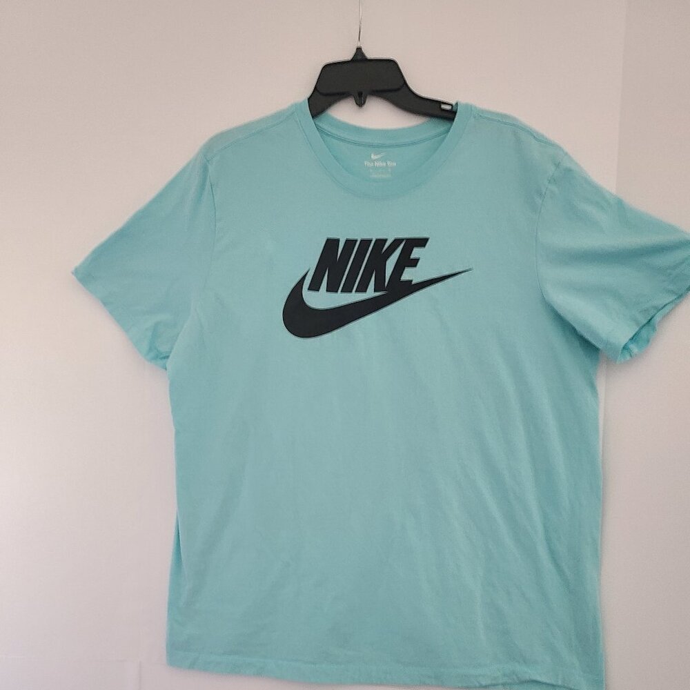 NIKE SPORTWEAR LOGO T-SHIRT -MEN'S XL -COPA BLUE